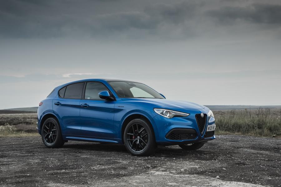  Alfa Romeo Stelvio Veloce (949) 2020 года  (UK) (фото 11 из 40)